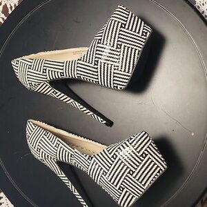 Bumper shoes platform heels